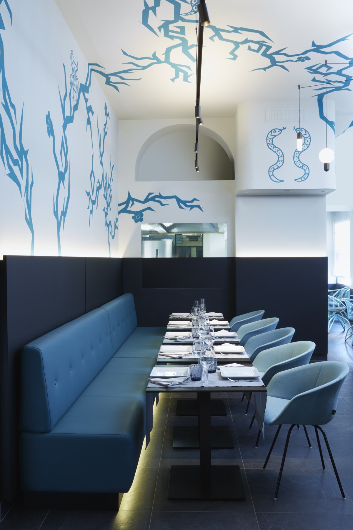 Lichtprojekt Groothandel verlichting en studiebureau in Eeklo (1)